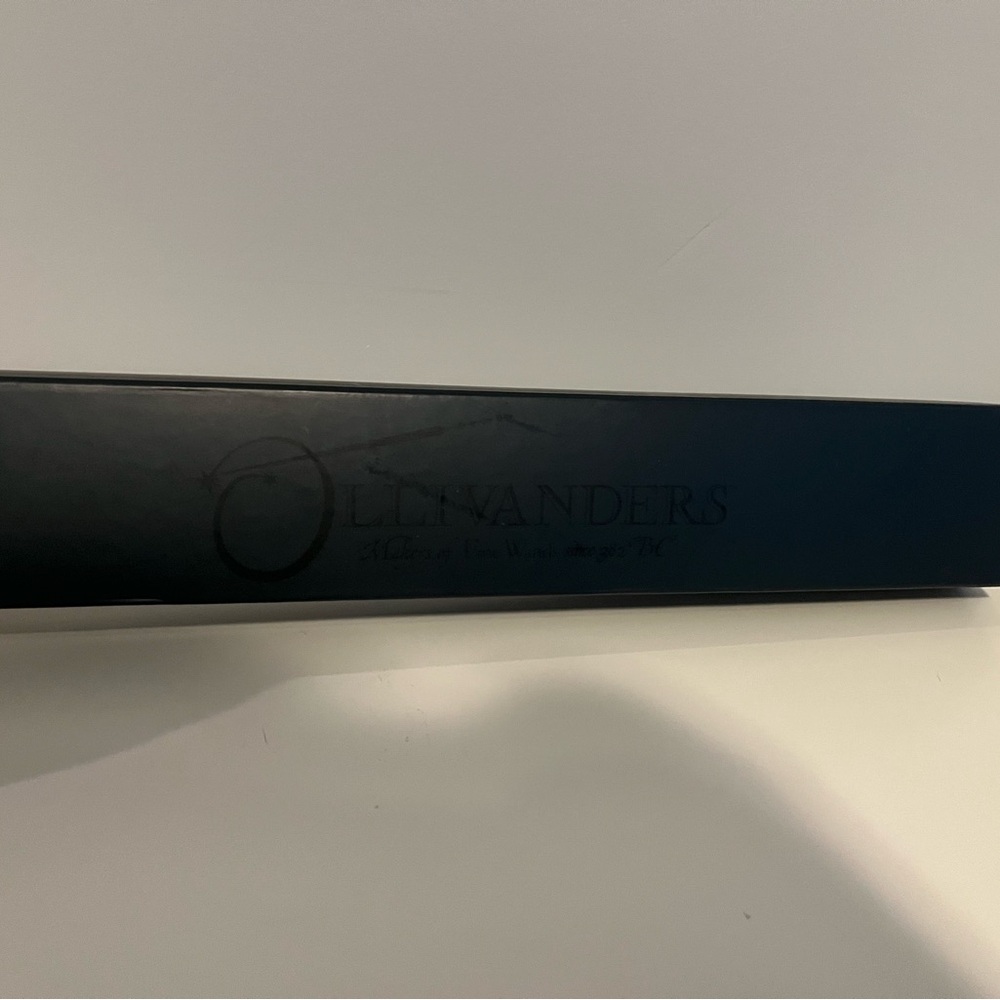 Ollivanders Wand and Box